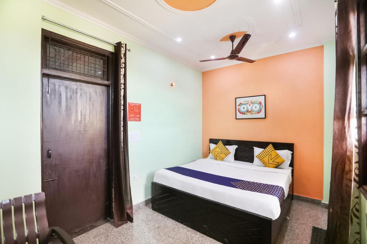 Spot On Main View Guest House Near Leisure Valley Park Gurgaon Exterior foto
