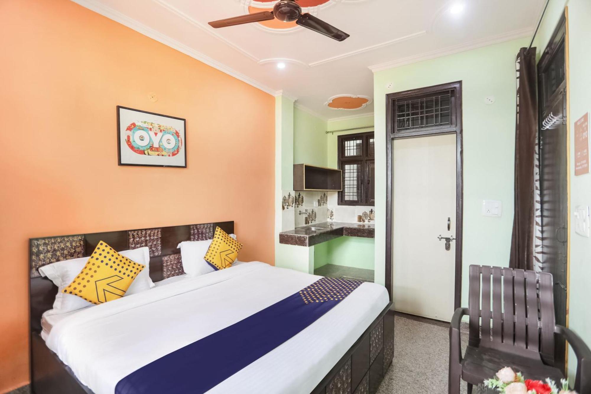 Spot On Main View Guest House Near Leisure Valley Park Gurgaon Exterior foto