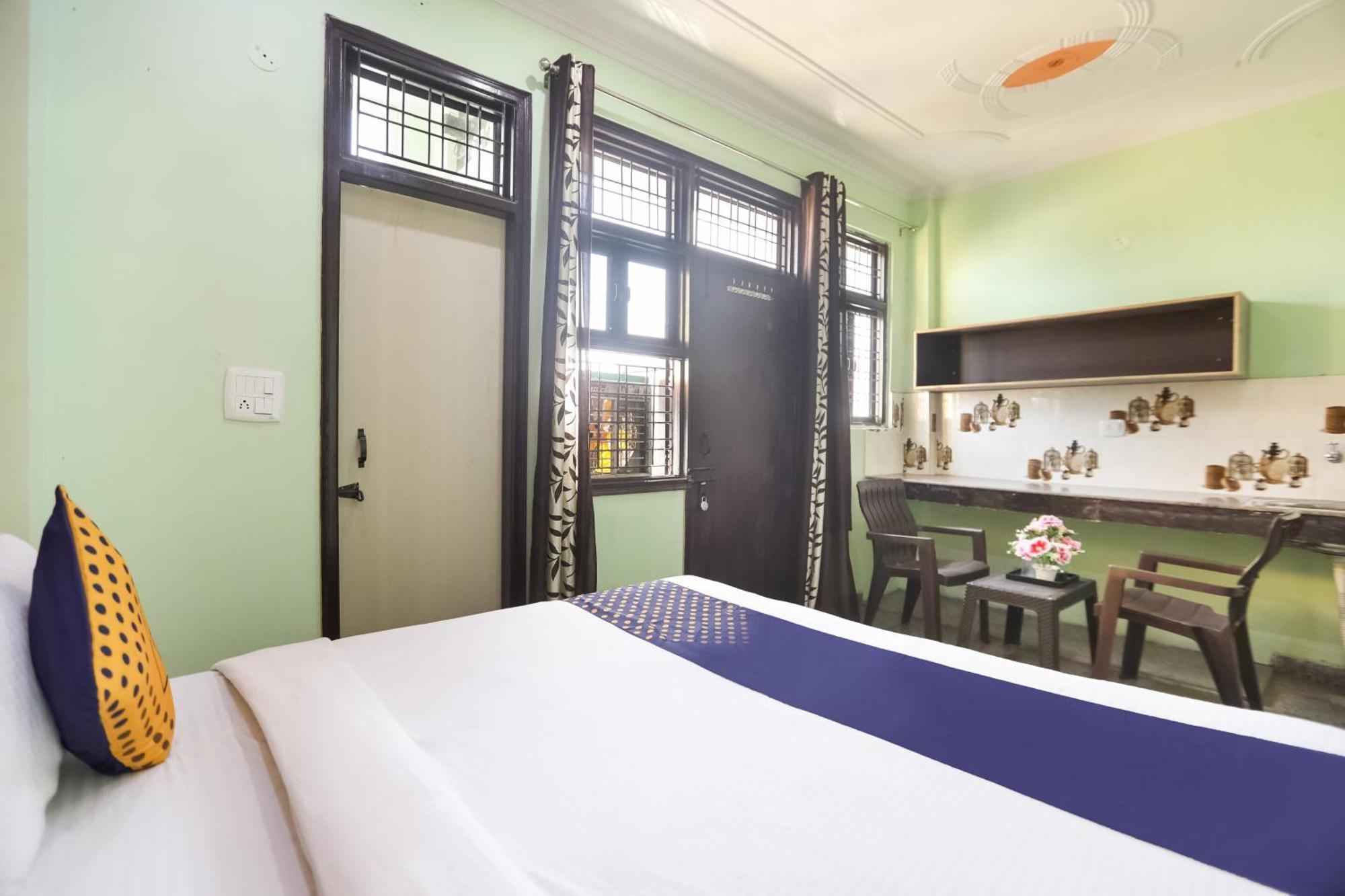 Spot On Main View Guest House Near Leisure Valley Park Gurgaon Exterior foto